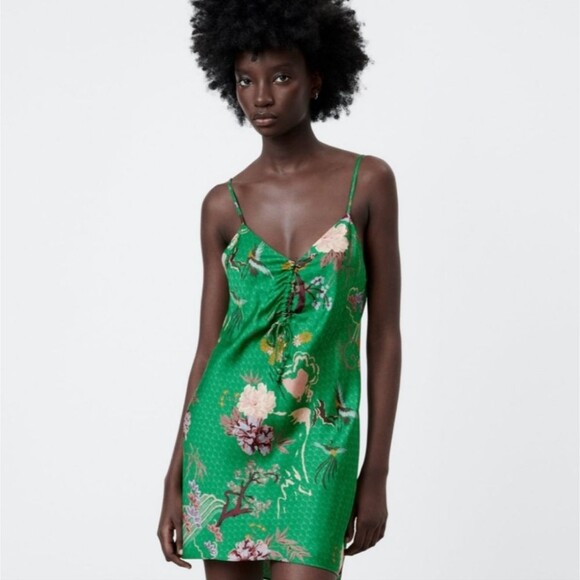 NEW zara blogger favorite green satin effect slip dress size XL (hard to find!) - Picture 4 of 11